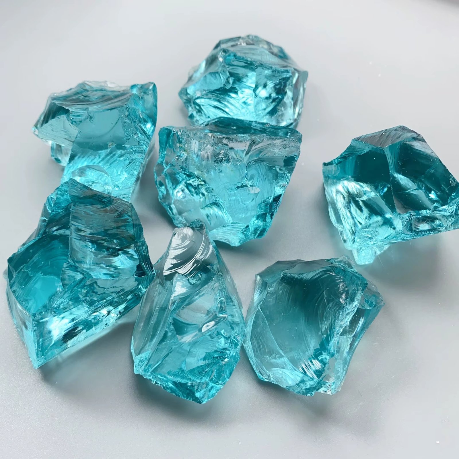 40g/100g/200g Ice blue smelted quartz Crystal, Ice sea blue glass original stone, interior decoration sapphire blue artificial