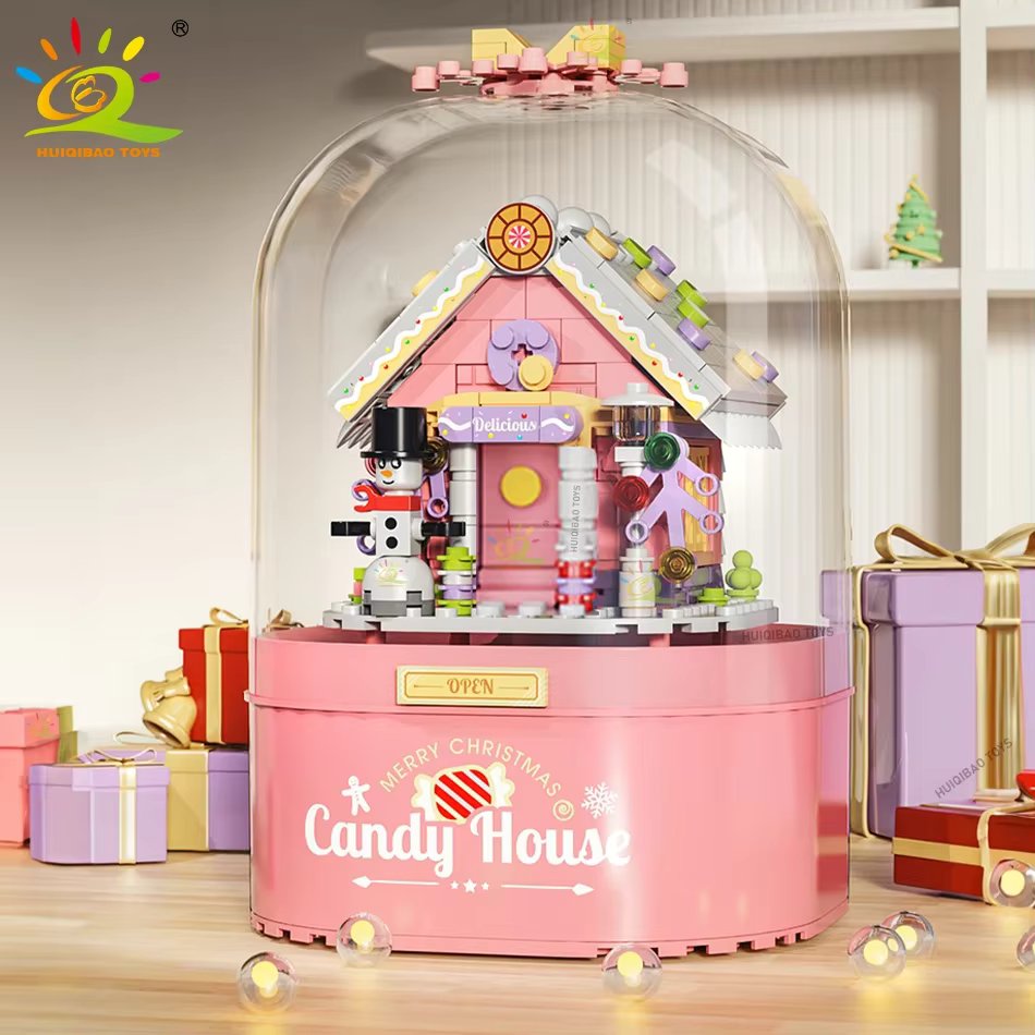 HUIQIBAO Christmas Santa Claus House Music Box Model Building Blocks City DIY New Year Bricks Toys For Children Adult Xmas Gifts