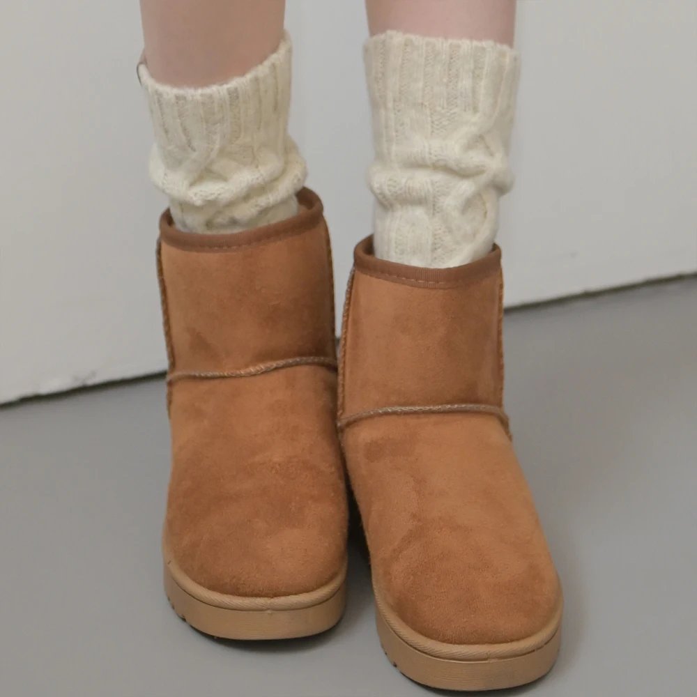 Wool Cable Knit Socks_ Oatmeal
