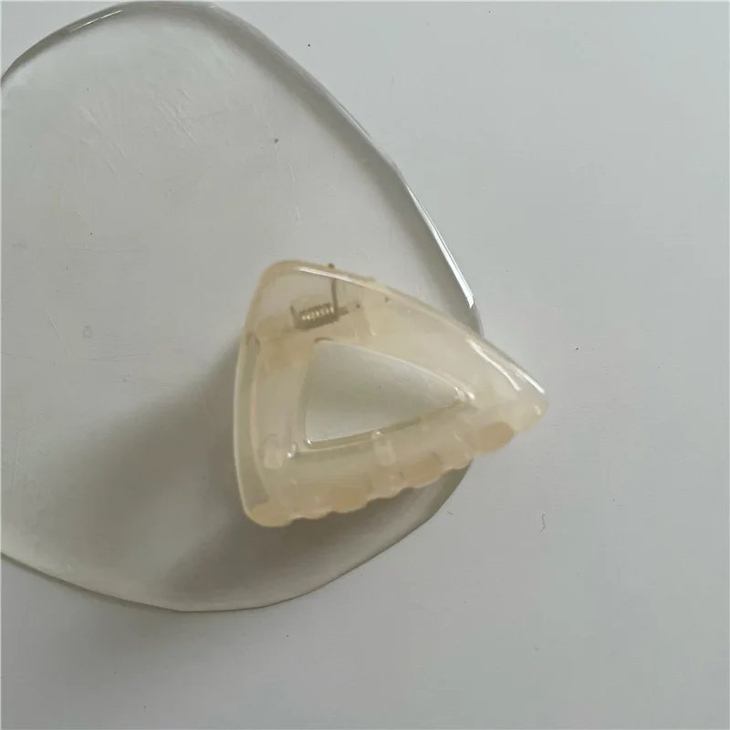 04 Hollow Powder