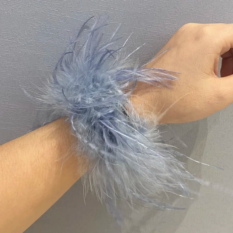 2024 Women Winter Real Ostrich Feather Cuff Plumes Bracelet Girl Party Performing Feather Cuff Plumes fur arm warmers