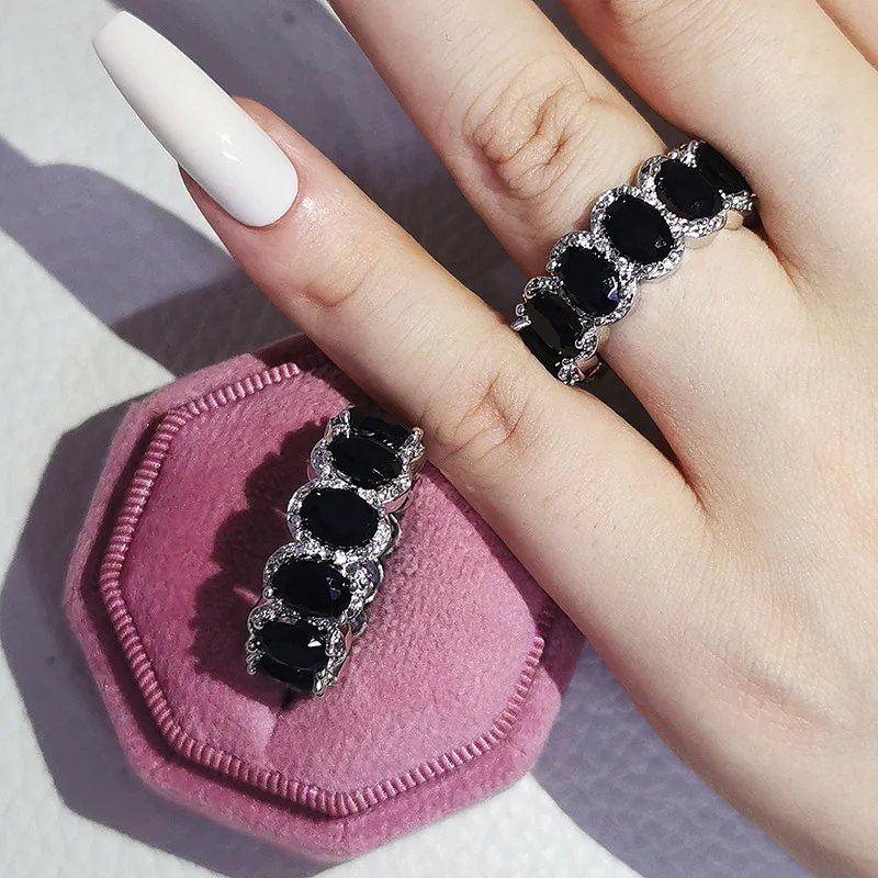 r4574-Black