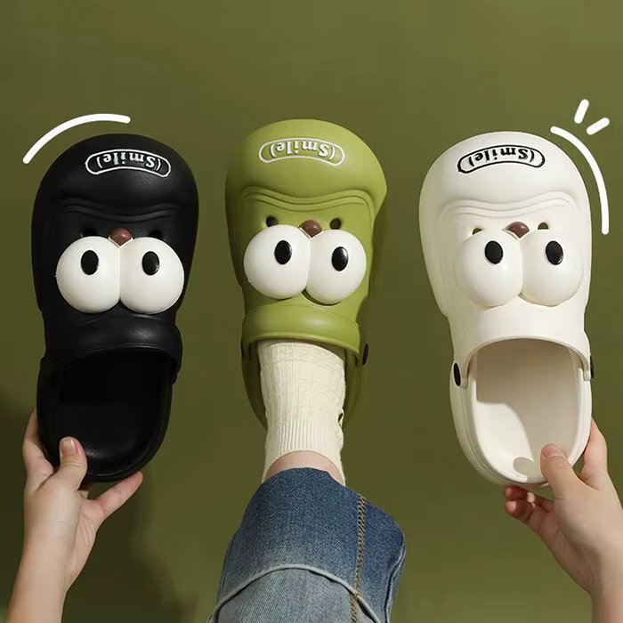 King-eyed Crock Slippers 3color/Summer Slippers Summer Sandals. It is recommended to be cute and comfortable to be flexible and light to go out