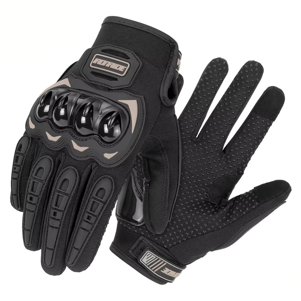 SU04 Black