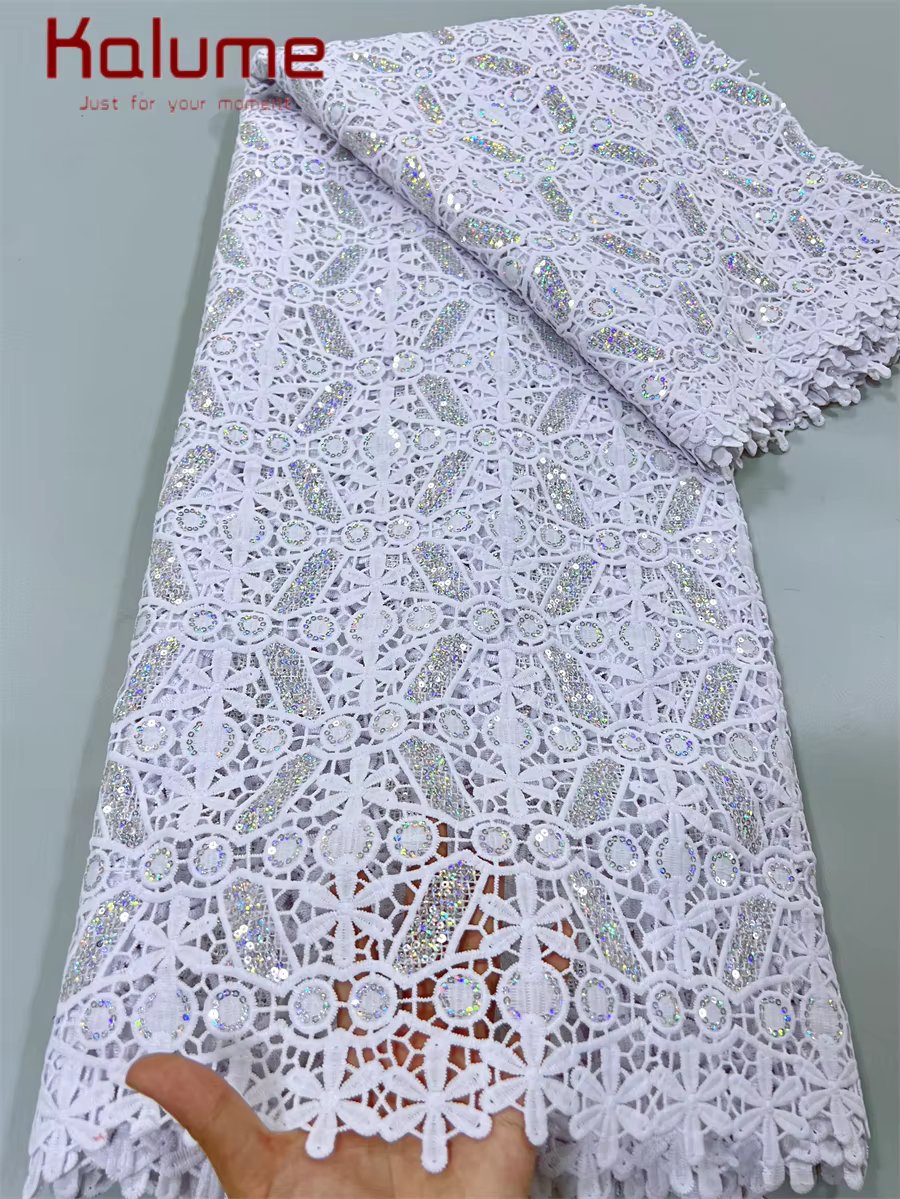 40289white lace