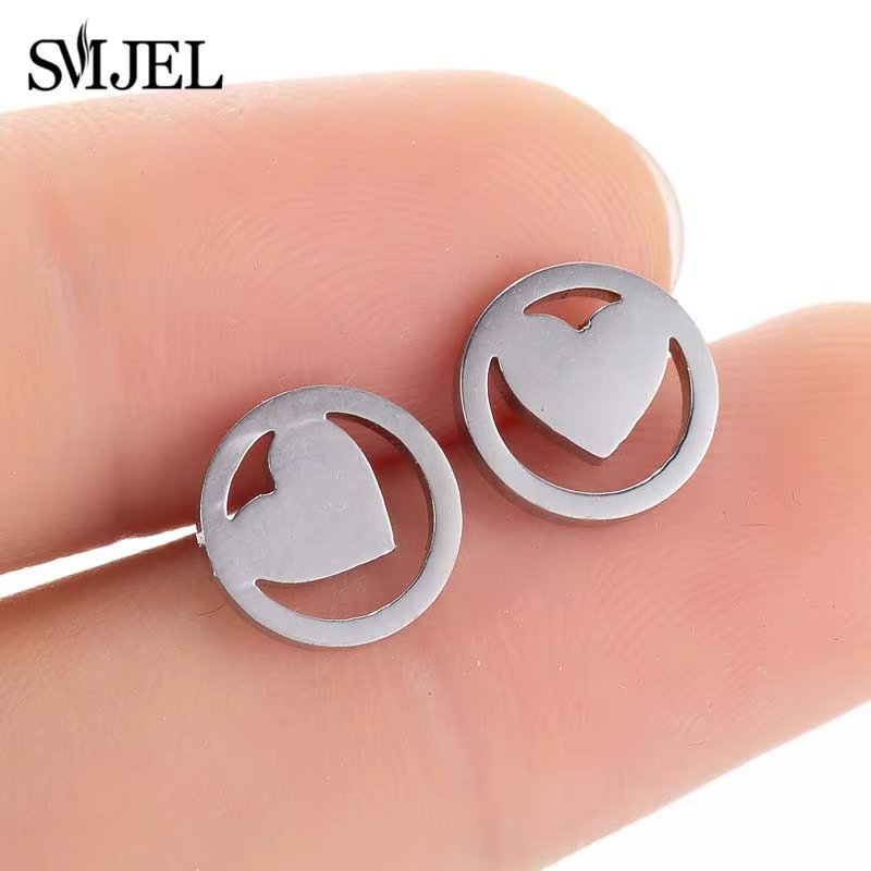 2024 Tiny Heart Stud Earrings For Women Hiphop Black Stainless Steel Hollow Small Earring Ear Jewelry Girls Wholesale