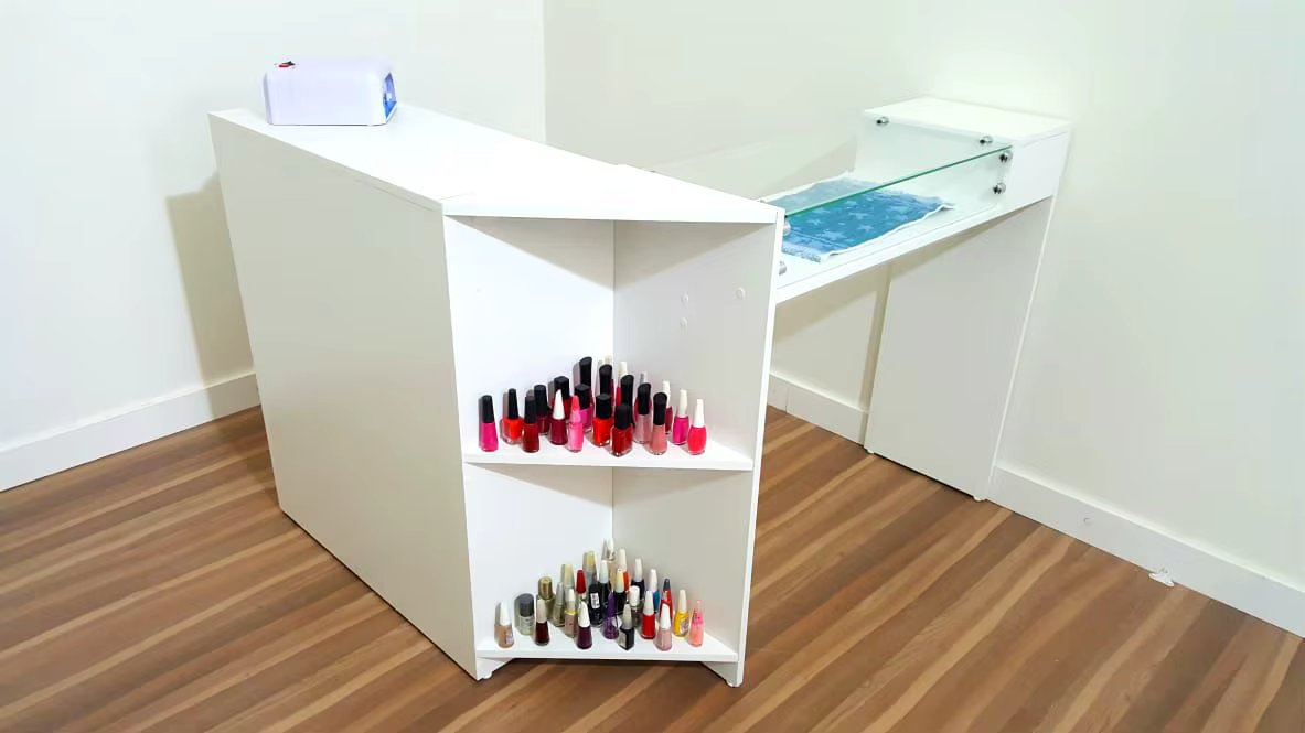 L Table for Manicure Design Functional and Elegant