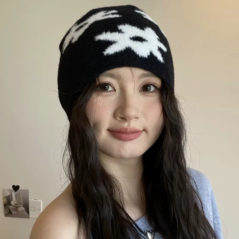 Women Hat Beanie Knitting Letter Graphic Winter Hip Hop Harajuku Y2k Streetwear Black Aesthetic Korean Fashion Pullover Unisex