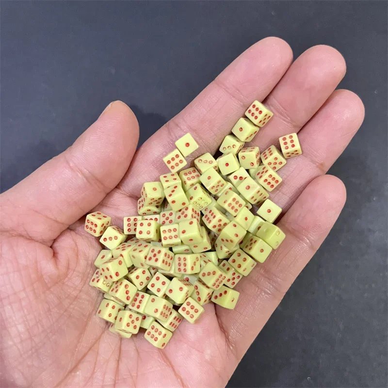 Solid Light Yellow