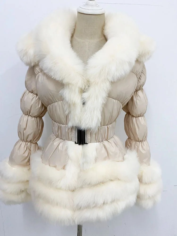 Beige light fur