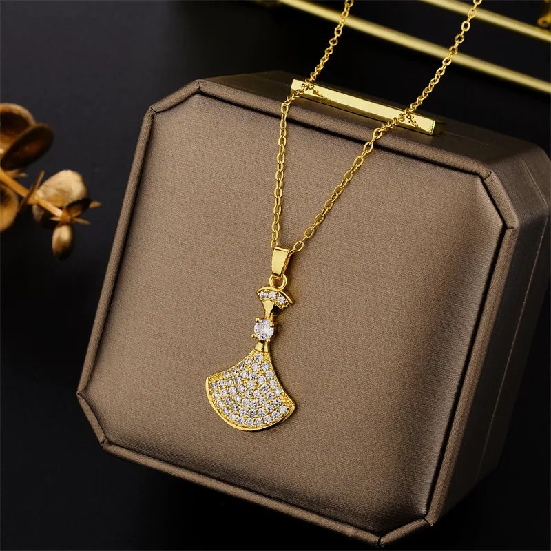 Design Sense Light Luxury Zircon Crystal Fan Pendant Stainless Steel Necklaces For Women Korean Fashion Sexy Female Neck Chain