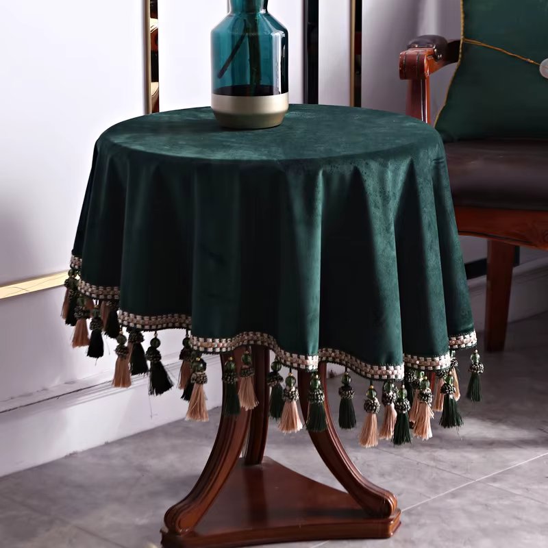 Retro Green Velvet Round Tablecloth Tassels for Party, Kitchen Fabric Table Cover, Solid Color Coffee Dining Table Decor, Europe