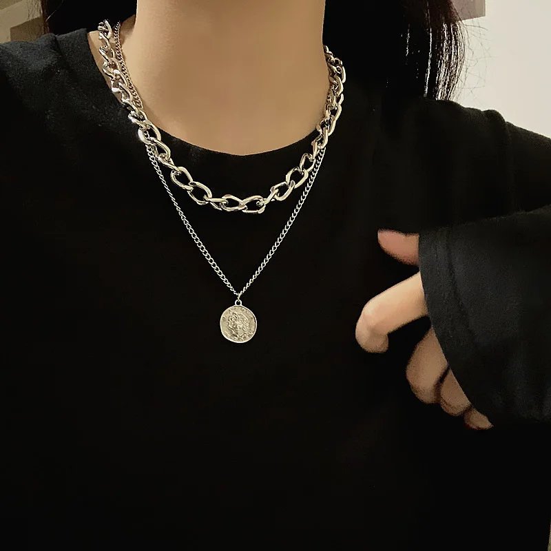 Fashion Alloy Easy Pull Cap Pendant Necklaces for Women Geometry Pig Nose Necklace Hip Hop Long Sweater Chains Collier Jewelry