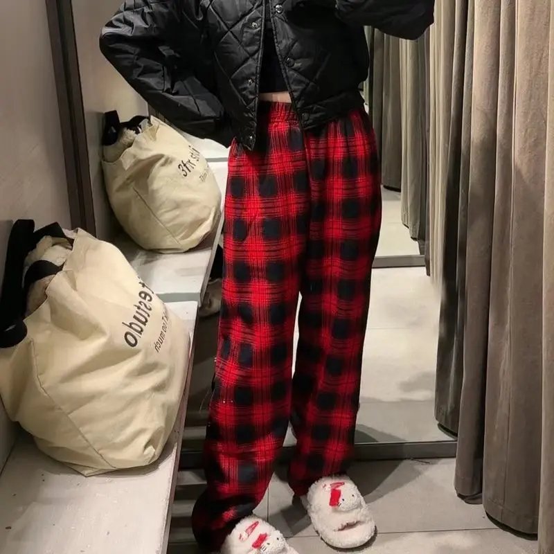 001 Red