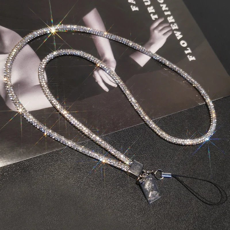 Mobile Phone Lanyard Long Neck Strap Anti Loss Pendant Short Water Diamond Pendant Wrist Chain Luxurious Full Diamond Pendant