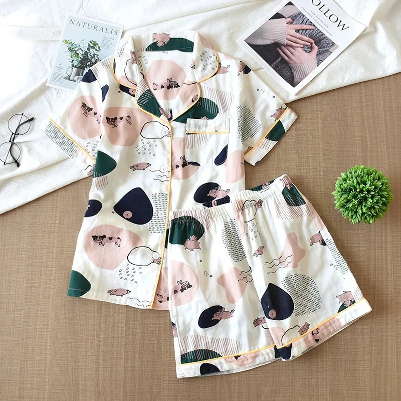13 Pyjamas