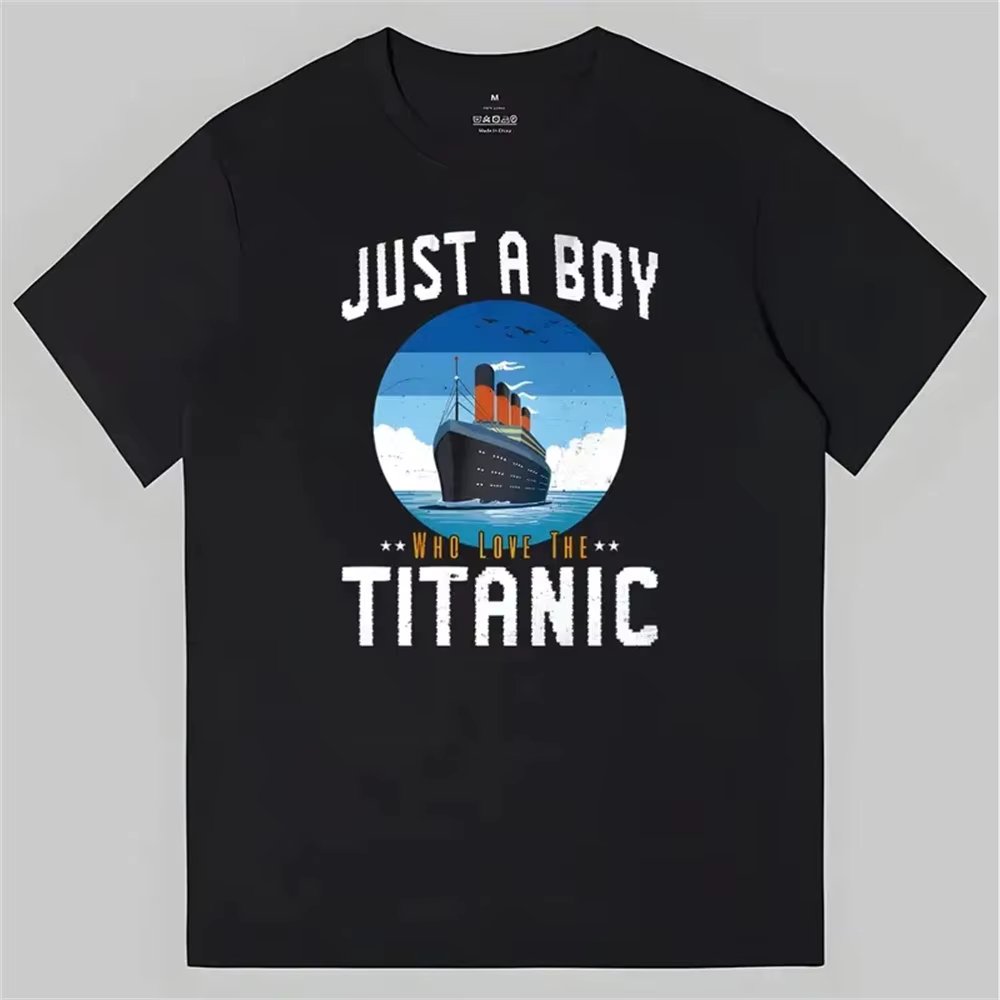 Summer minimalist men's T-shirt casual loose design black T-shirt fashionable round neck pullover top