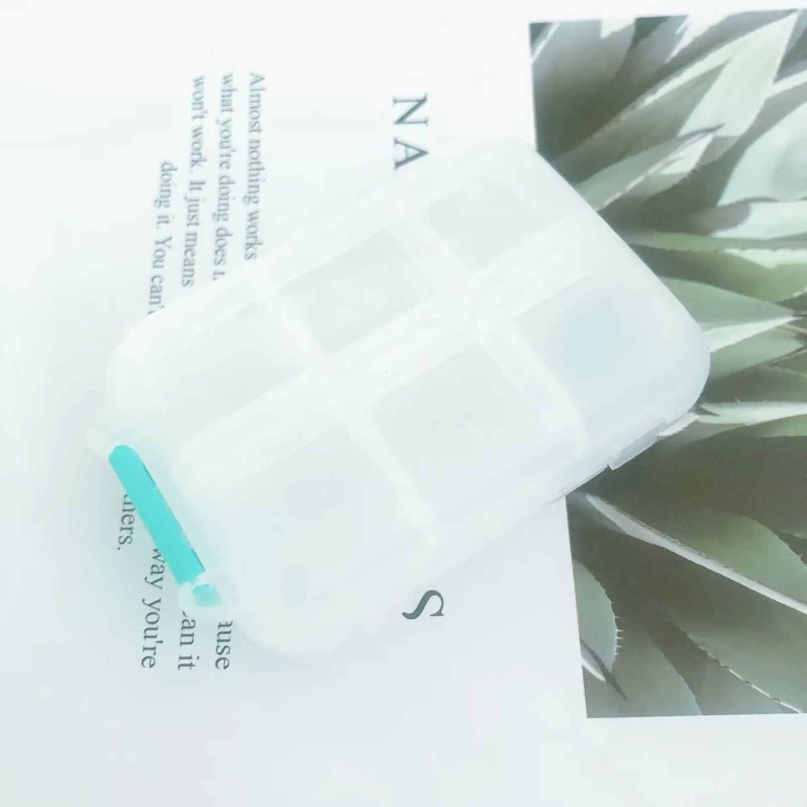 12 squares White