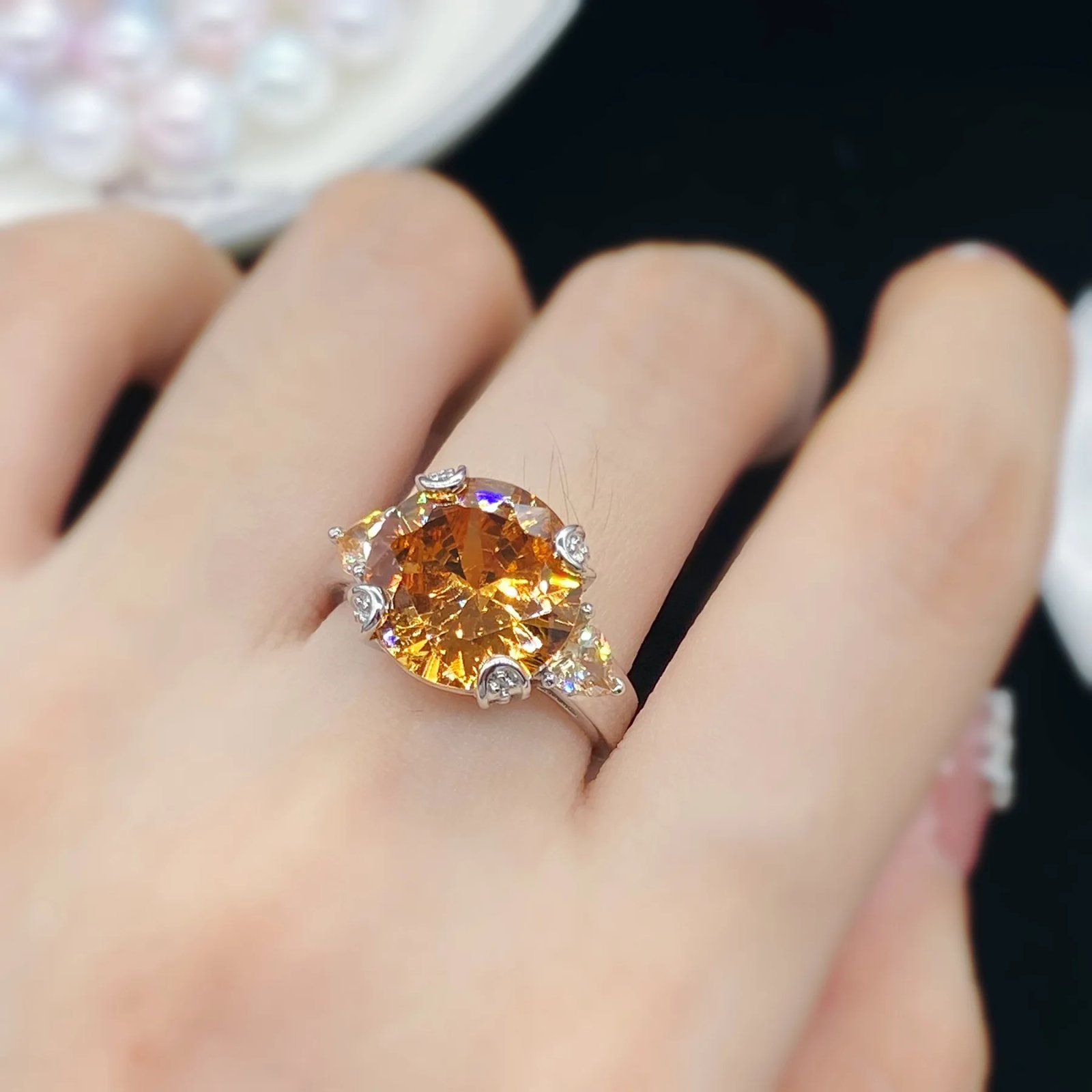 Imitation Champagne Colored Moissanite Opening Ring For Women Fashionable Temperament Female Zirconia Jewelry Party