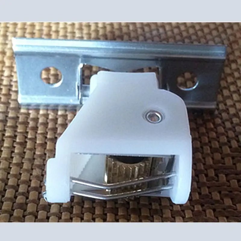 Bamboo Curtain Splint Reed Rolling Window Pulley +Copper Core Lock Catch Kit Buckle Gear Power Elevator Fittingsגלגלת לרשת חלון
