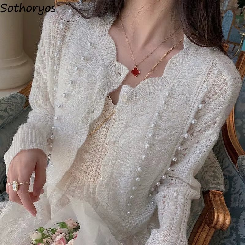 Women Cardigans Solid Single Breasted Pearl Sweet Retro Tender Elegant Stylish Designed Knitted Crop Tops Temperament Hollow Out
