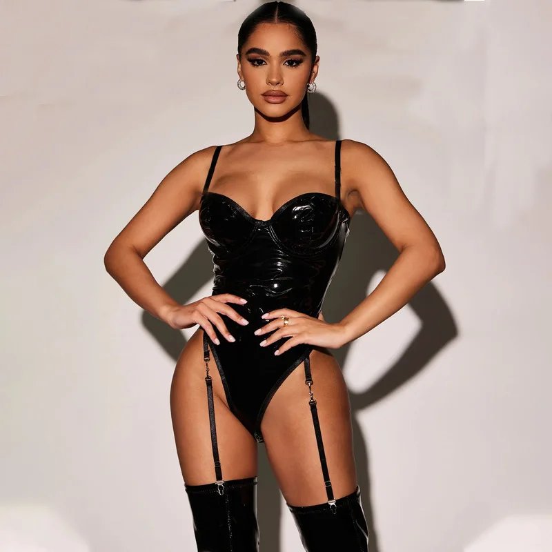 Toucheart Sexy Sexy Lingerie For Women Patent Leather Suspender Bodysuit Solid Color Plunge Garter Belt Sexy Underwear Suit New