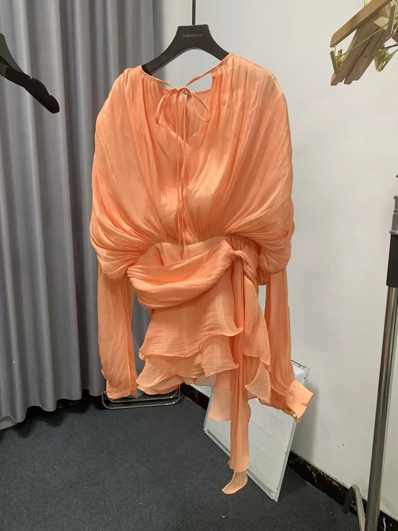 LIGHTORANGE