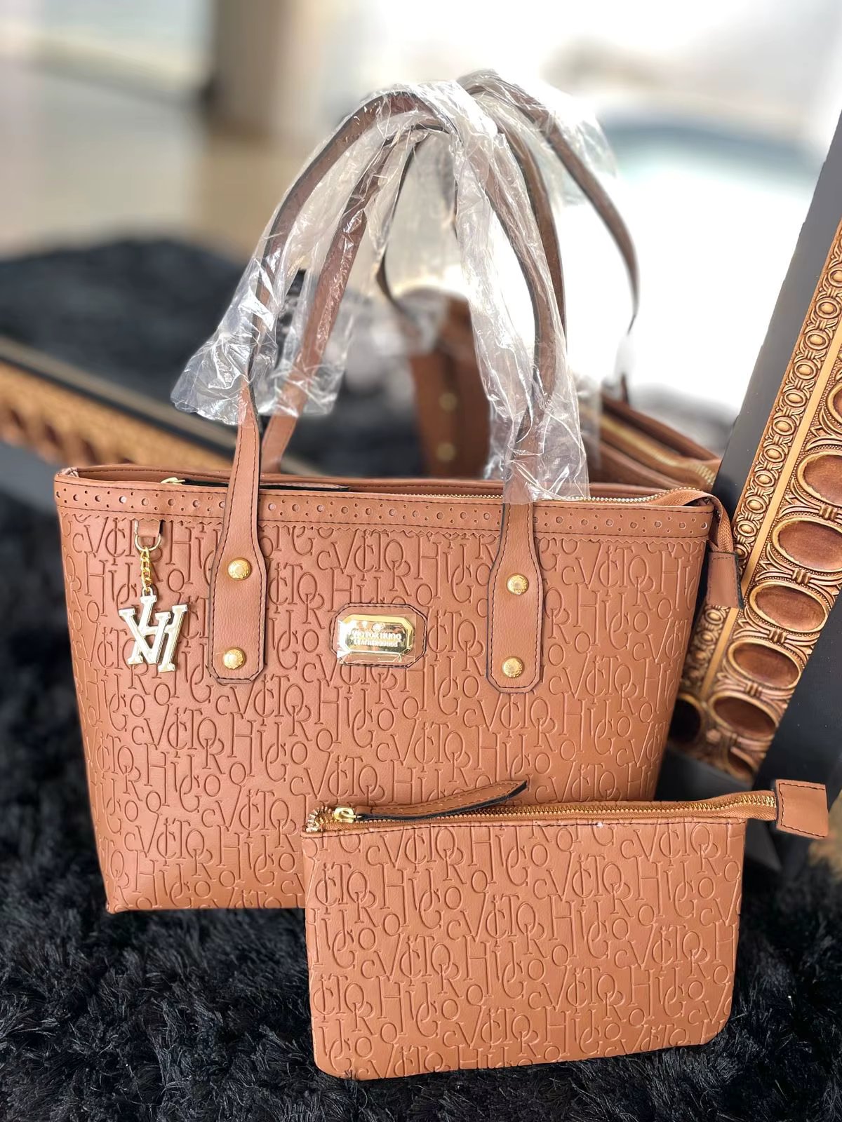 Bolsa Feminina Inspiração VH - KIT com Necessaire