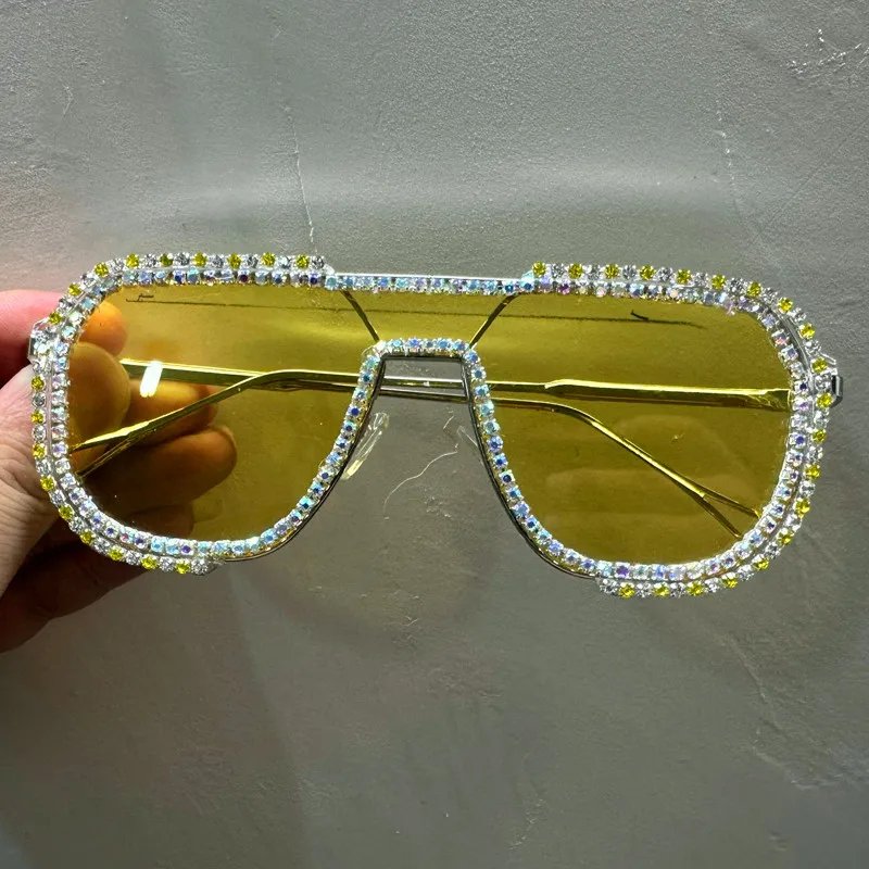 Clear-Yellow.