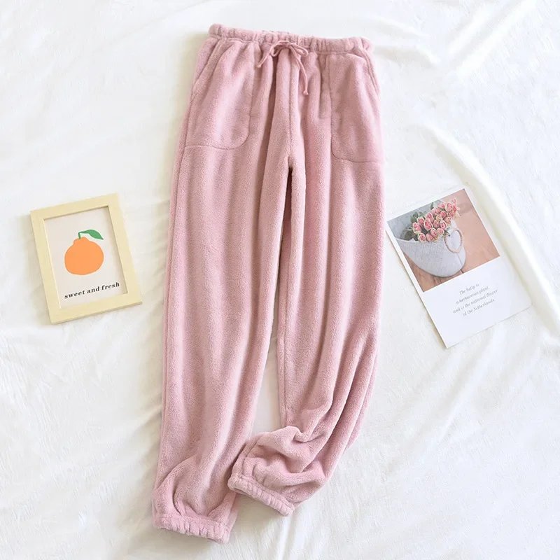 pink (women)
