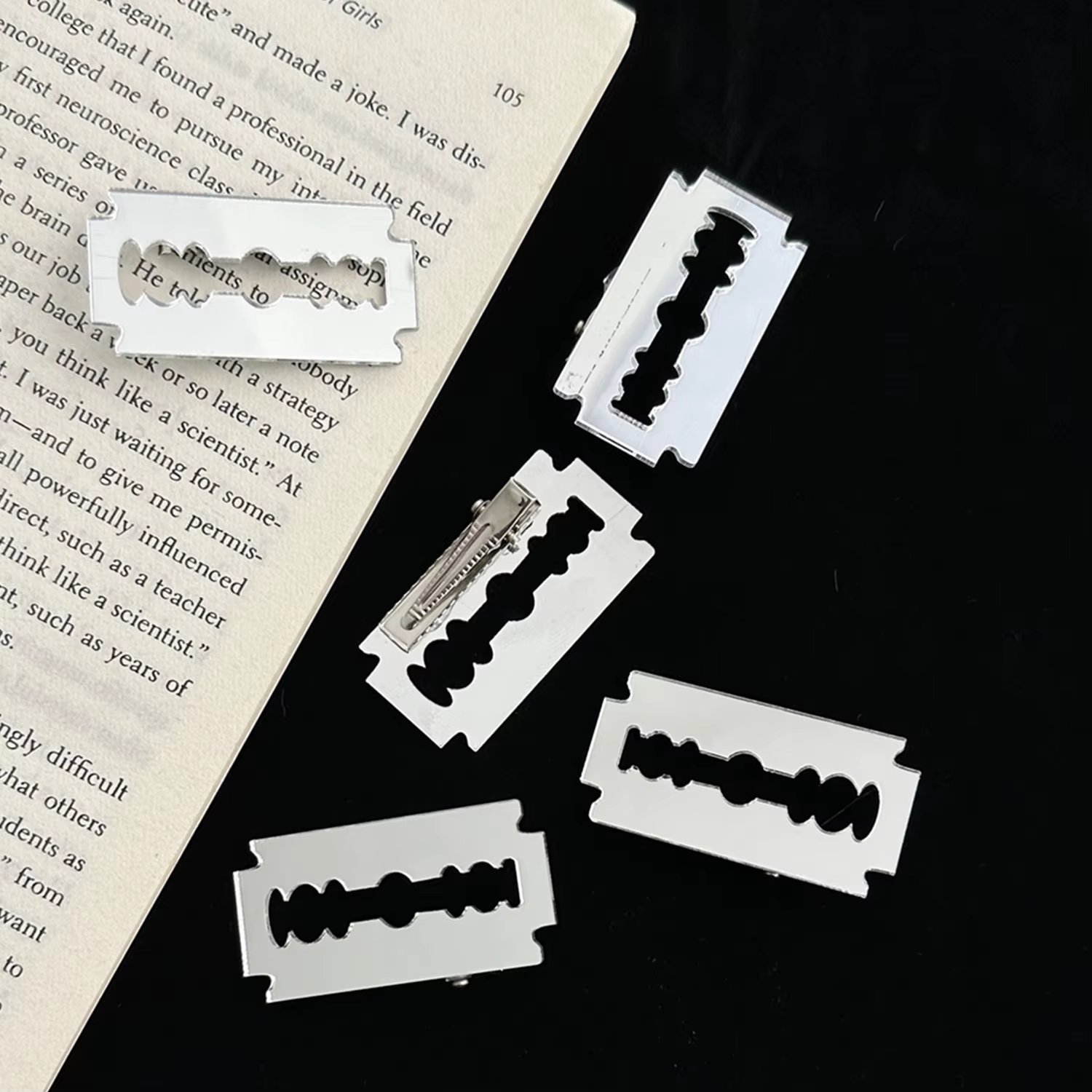 Creative Simulation Funny Knife Shape Hair Clips For Women Strange Creative Hairpins For Girls Hair Accessories For Girls