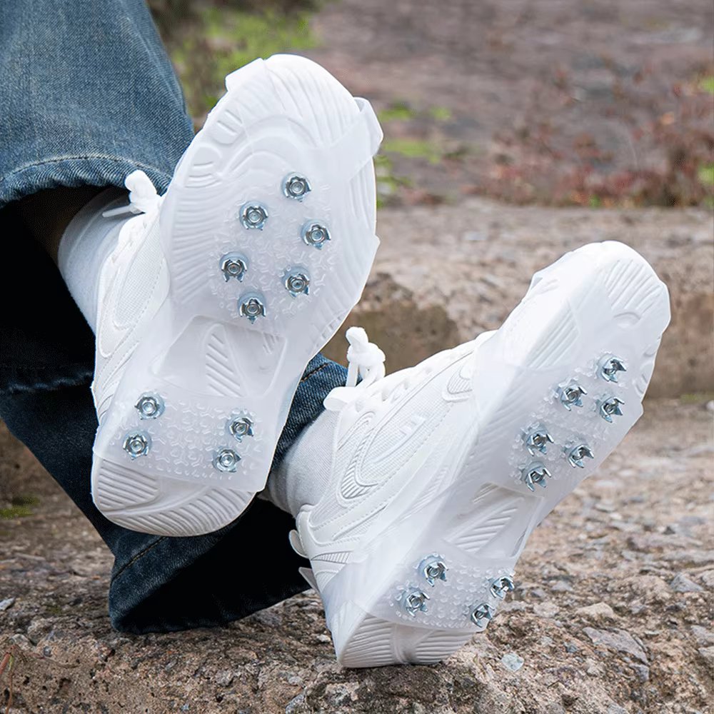 Simple-to-slip Izen anti-slip ice clock outdoor snow floor slippers