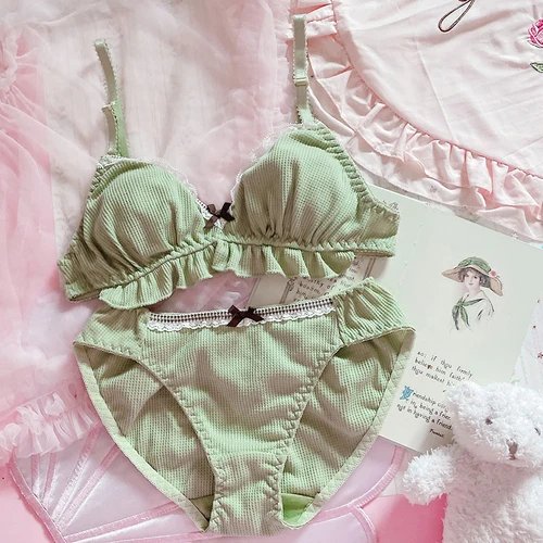 Lolita Cute Sweet Ultra Thin Bras and Panty Set Princess Underwear Ruffle Bra Brief Thong Set for Young Girl Lingerie Sexy Girls
