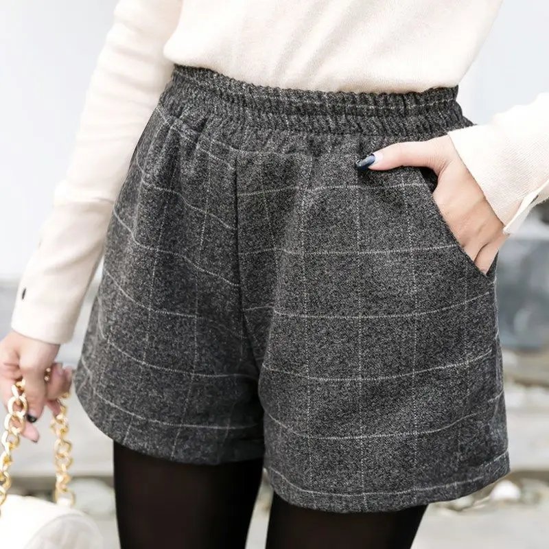106 gray plaid