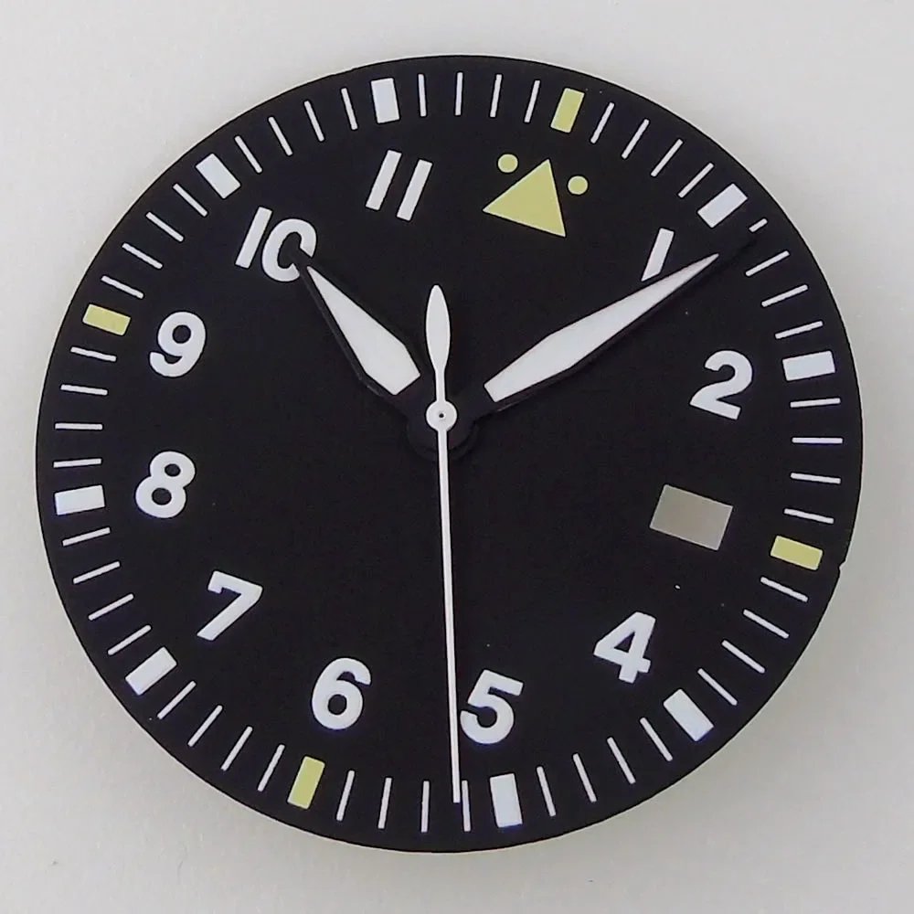 A black 1 set