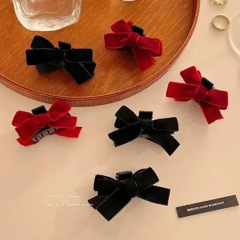black2pcs