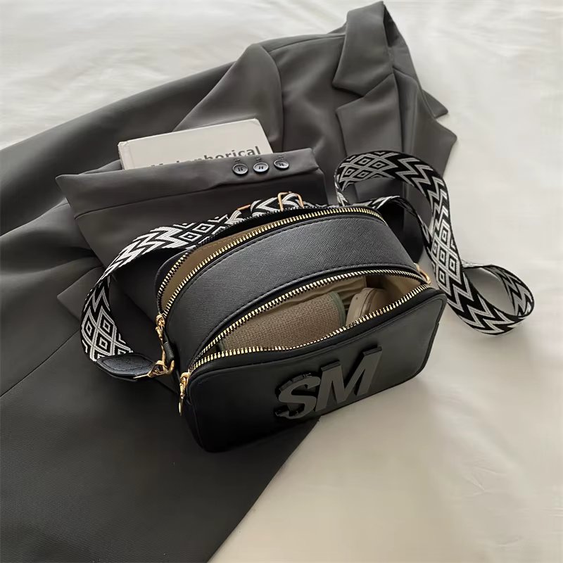 Double Zipper Black