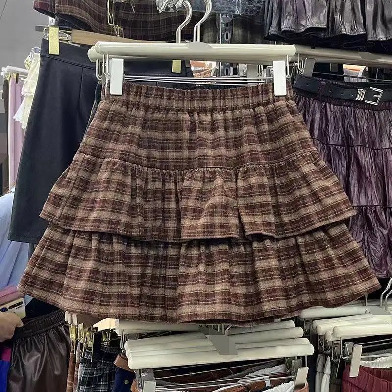1618 Brown