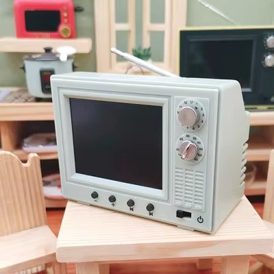 Retro Mini TV  Can Be Played Cartoon Toy Dollhouse Scene Model Miniature Television Model Toys Kitchen Furniture Playable Video