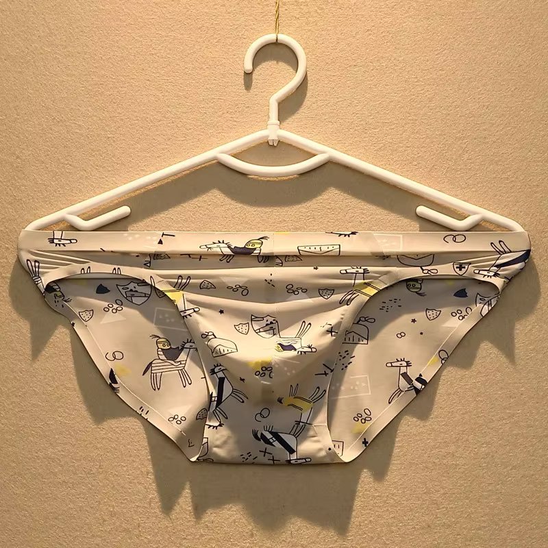 Men's Ice Silk Underwear Traceless Triangle Pants Youth Breathable Cartoon Cartoon Thin Boys' Shorts and Shorts