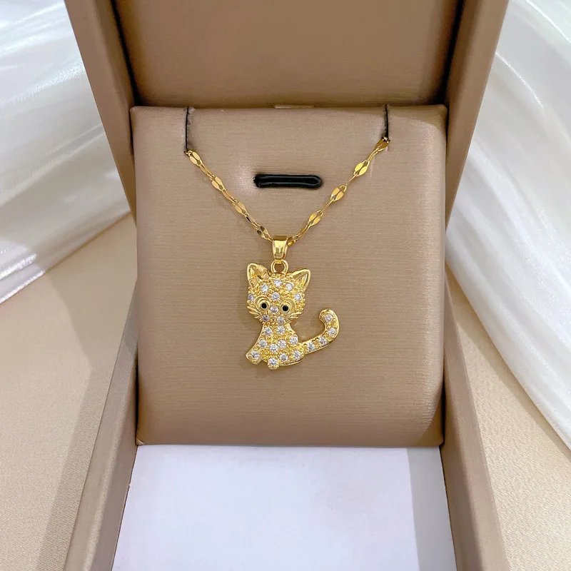 Cute elegant women's necklace Golden Cat animal pendant with diamonds Luxurious attractive Bridal Wedding Party Jewelry Gifts