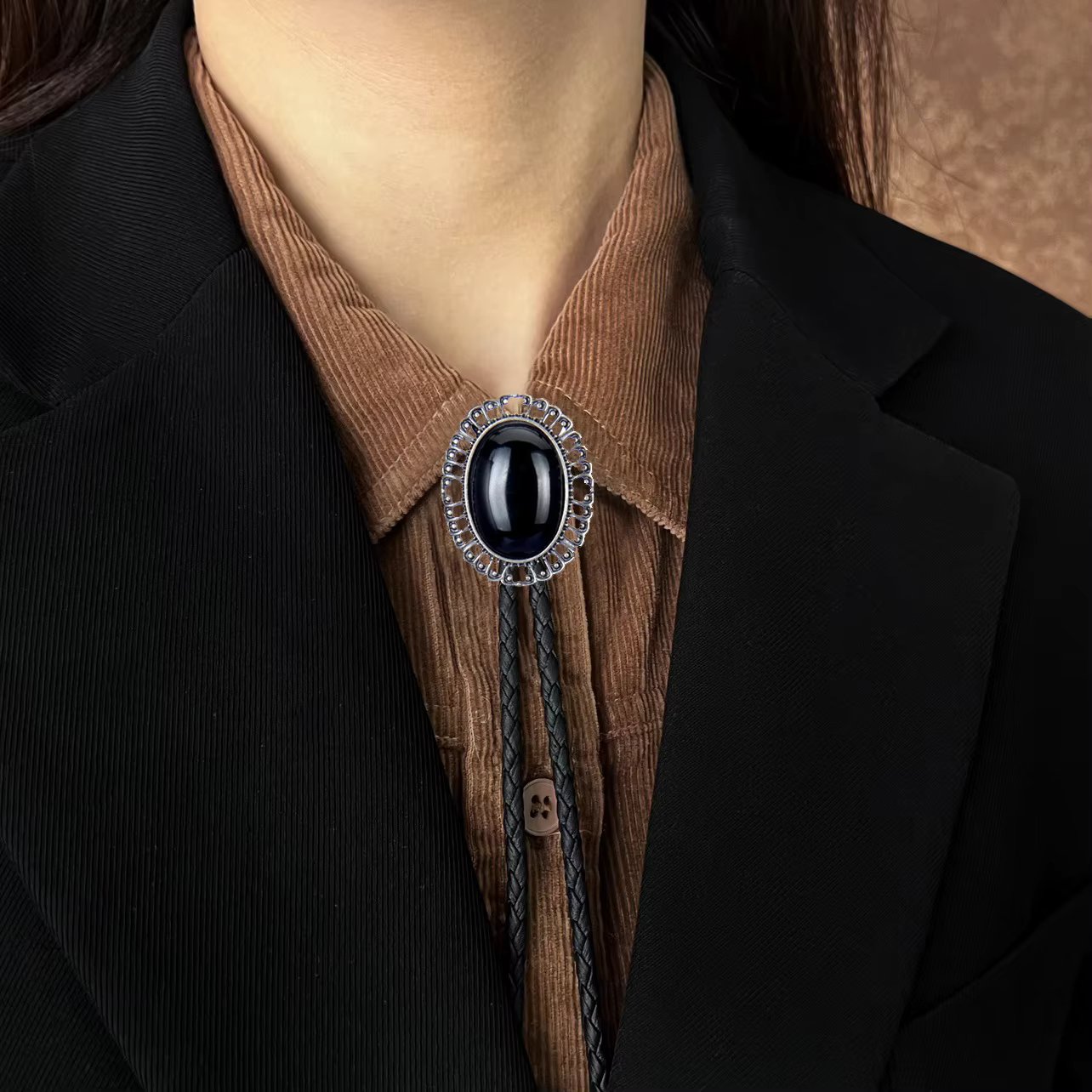 Western Cowboy Leather Rope Bolo Tie Necklace Jewelry Fashion Mens Woman Gifts Necktie Unisex Retro Accessories