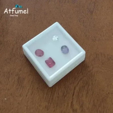 5x5cm wht box