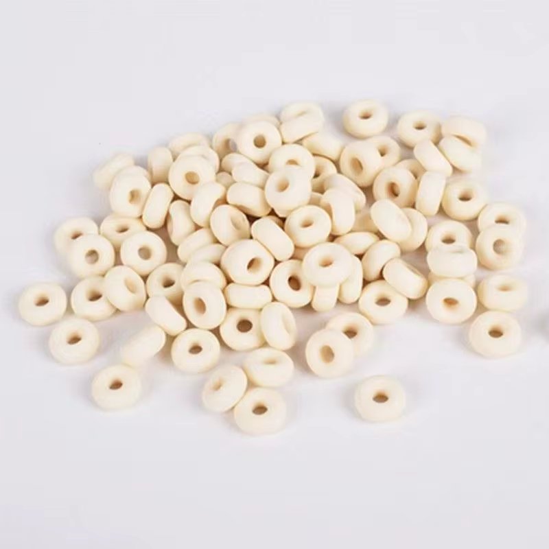 100 white rings