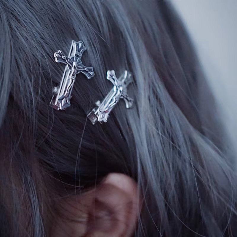 2021 New Punk Cross Skull Jesus Make Old Metal Hair Grip Hair Claw Accessories For Women Girl Hair Clip Party Gifts