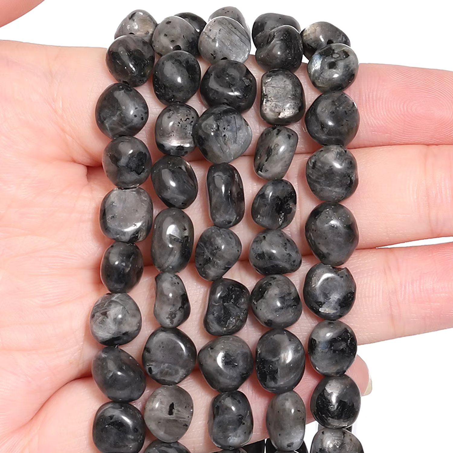 black labradorite