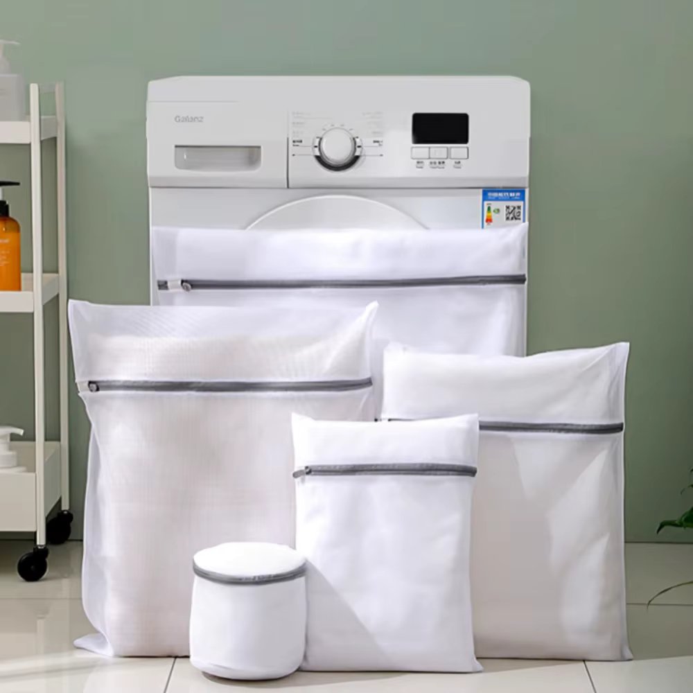 Kit com 5 Sacos De Lavar Roupas Protetor De Roupa Íntima Lingerie