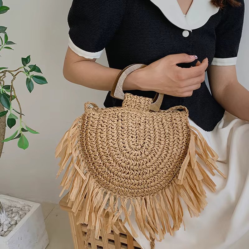 Fashion Straw Woven Shoulder Messenger Bags Women's Saddle Designer Luxury Crossbody Bag Summer Beach Female Tassel Handbag