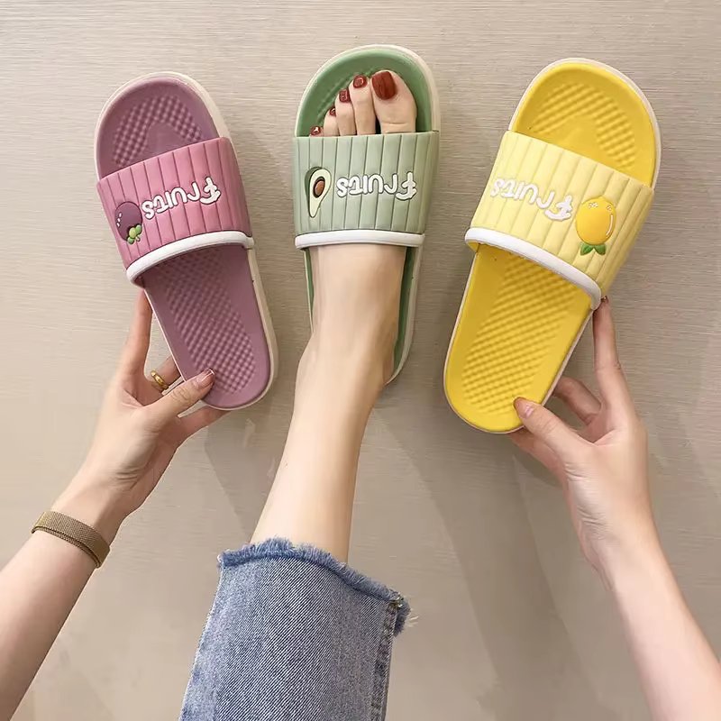 Flat Slipper Female Summer New 2024 Indoor House Comfortable Cute Sandals With Promotion Hot Casual Face Home Slippers Woman Hot