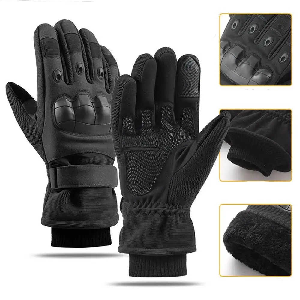 A82 Black Gloves